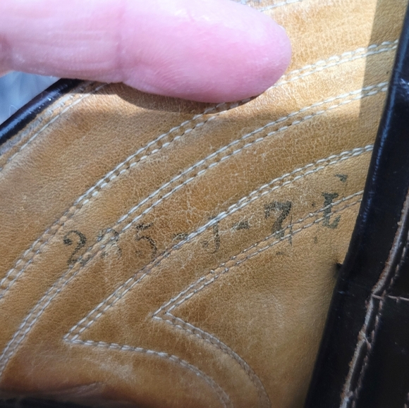 Vintage Tony Lama Men's Western Cowboy Boots Two Tone Leather Rockabilly Size 7 - Picture 13 of 13